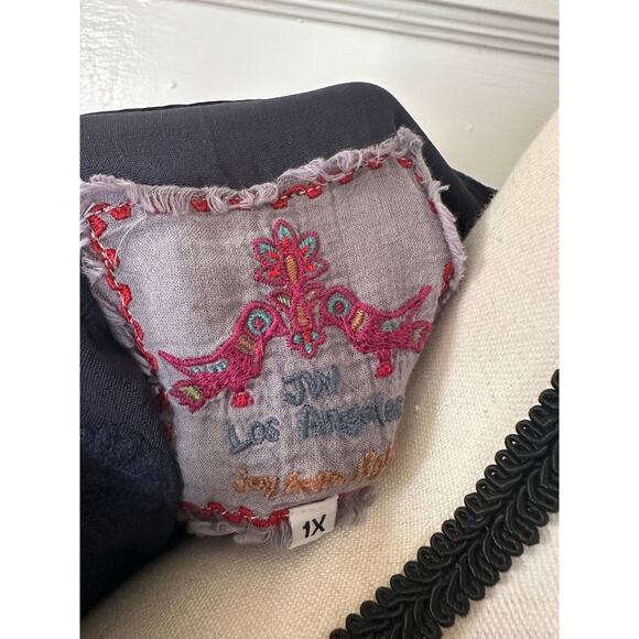 Johnny Was Los Angeles Holland Embroidered Tunic In Navy Blue Velvet 1X - Picture 10 of 15